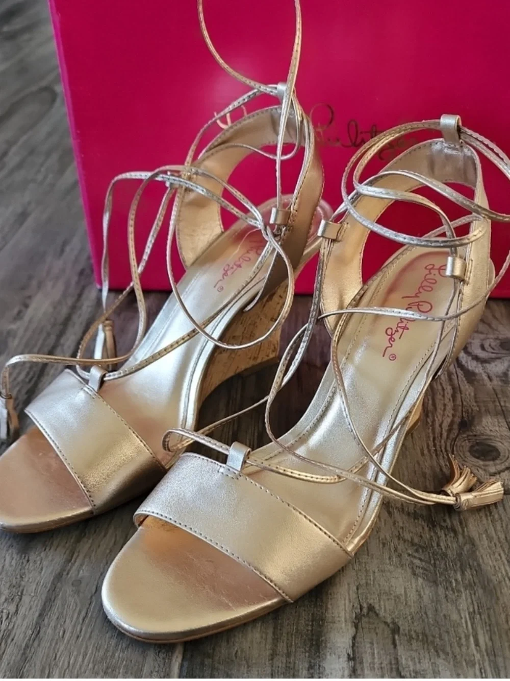 Lilly Pulitzer Aria Wedge Gold Sandals Sz 8.5